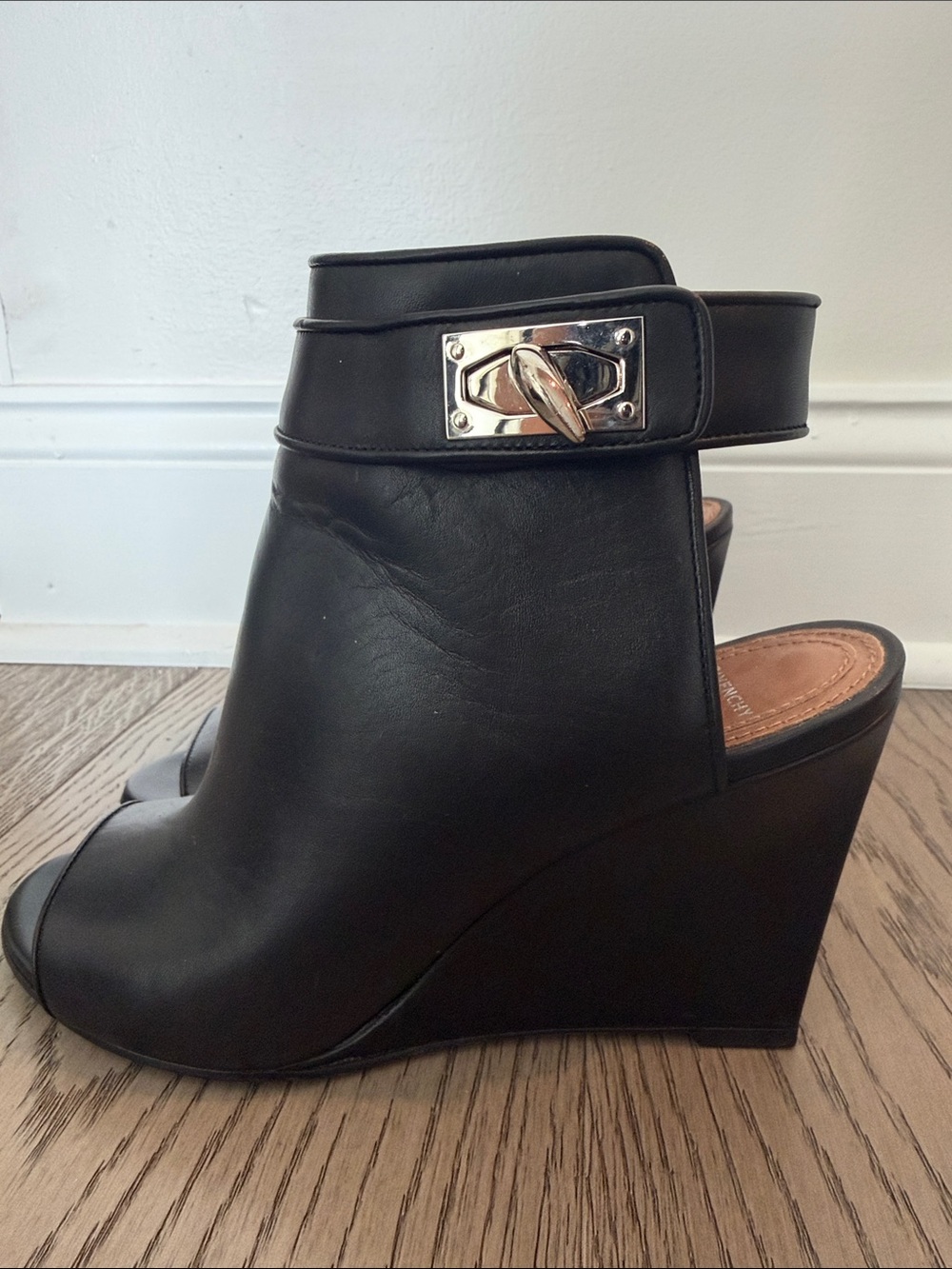 Givency Paris shark tooth lock Women’s Black Leather Peep-Toe Wedge Booties